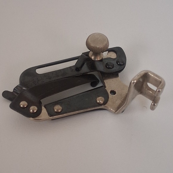 Vintage Singer Simanco 35931 Adjustable Hemmer Foot Sewing Attachment Blackside - Picture 2 of 6